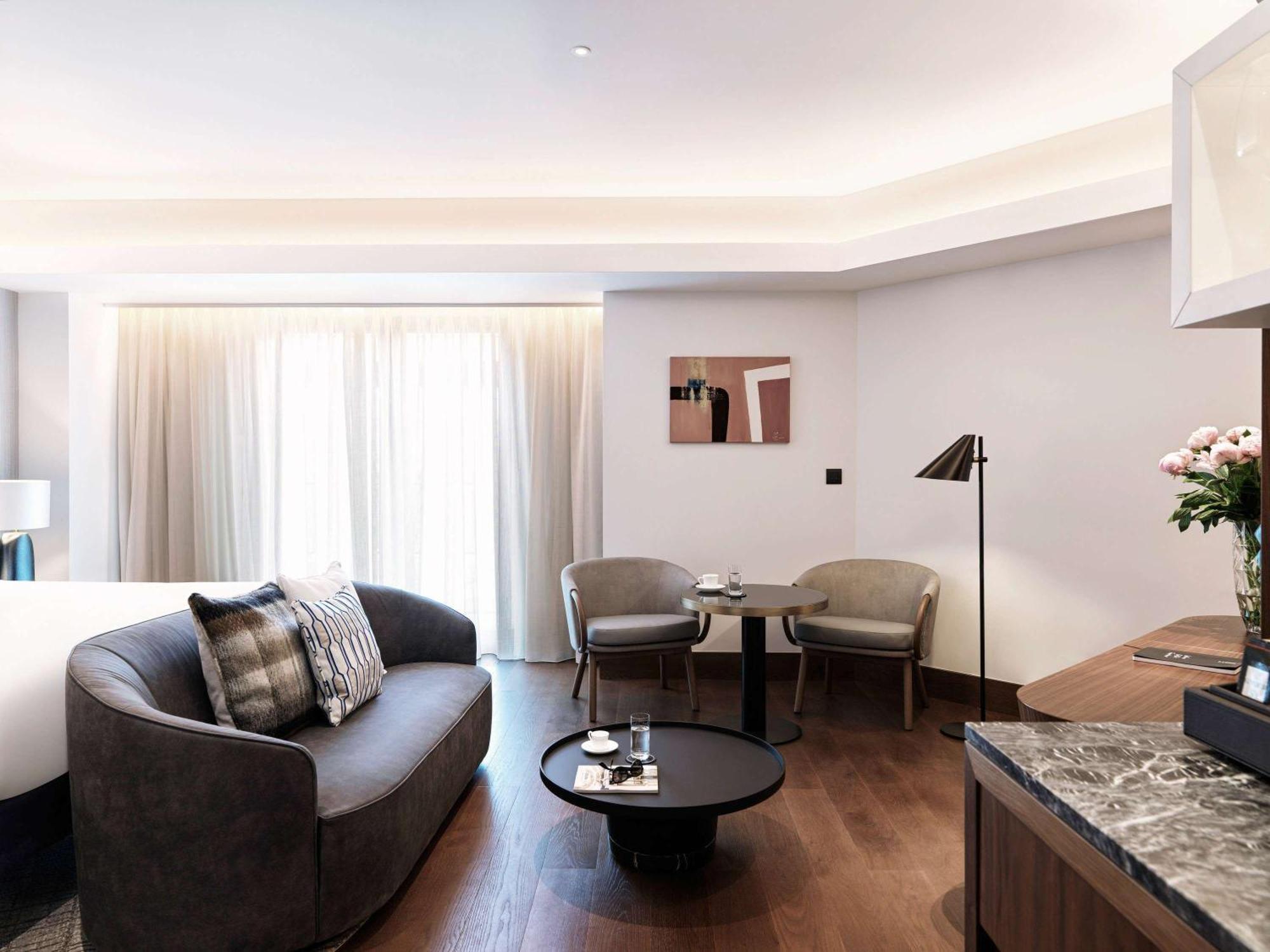 מלון Capital Center - Mgallery Collection 5*